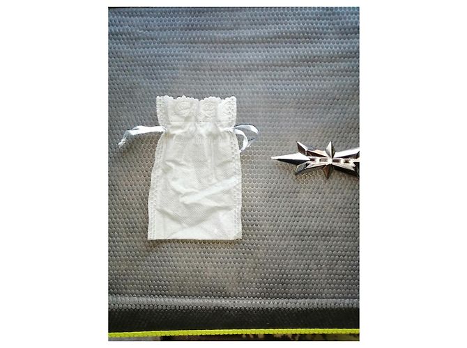 Thierry Mugler Alfinetes e broches - vista 2
