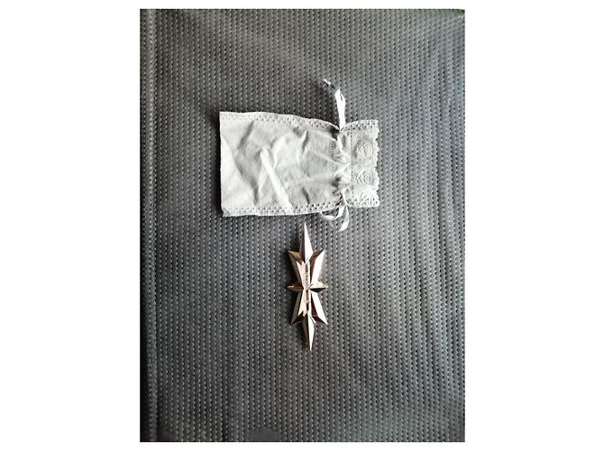 Thierry Mugler Alfinetes e broches - vista 3