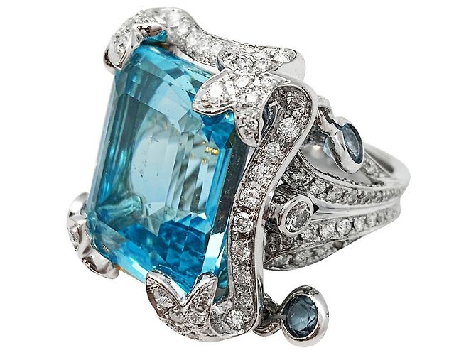 Anello Edouard Nahum "Sterina" in oro bianco, diamanti e topazio - vista 2