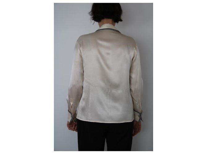 Camicetta Chanel in seta crema Crudo - vista 2
