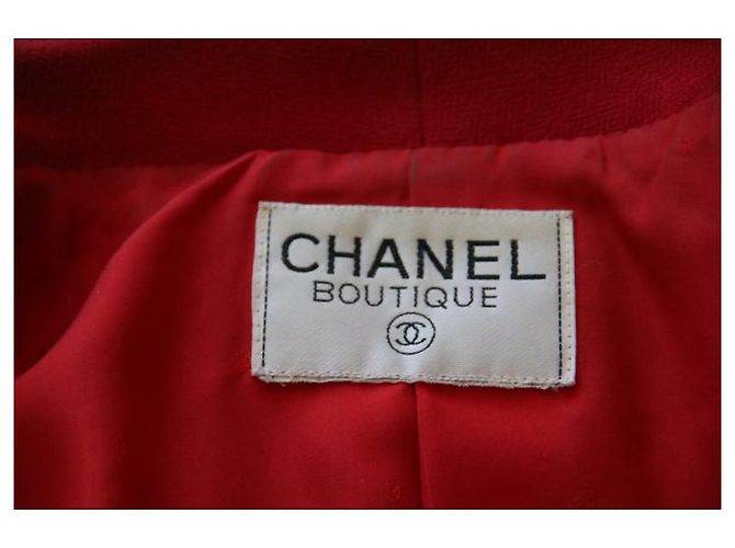 Chanel Red Wool Jacket with Gold CC Buttons - view 4