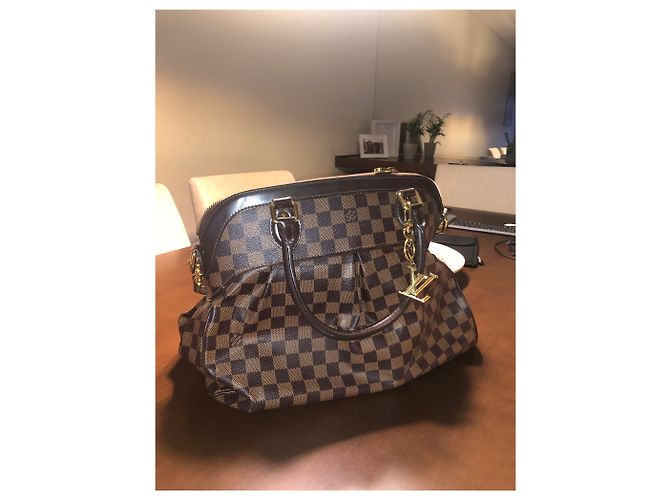 Summit Bolsa de mão Louis Vuitton Trevi GM Marrom Couro - vista 2