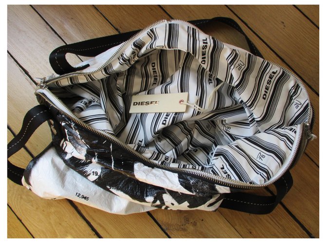Diesel Tragetasche / Reisetasche, Papiertüte. Weiß - Ansicht 3
