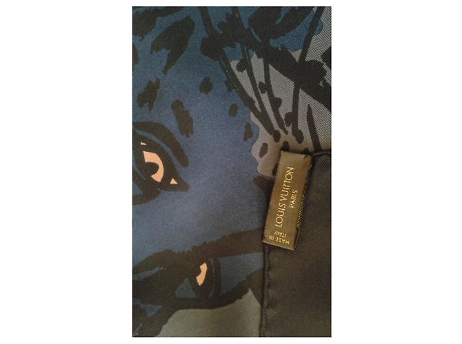 Sciarpa Louis Vuitton in seta motivo pantera blu 68cm - vista 2