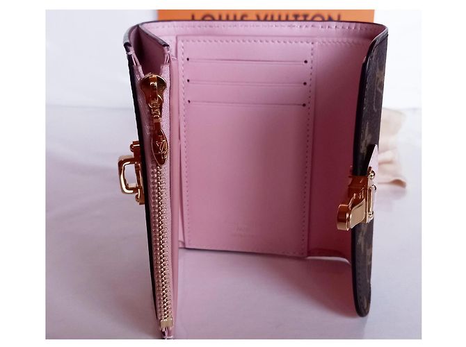 Louis Vuitton Cherrywood compact wallet Pink - view 5