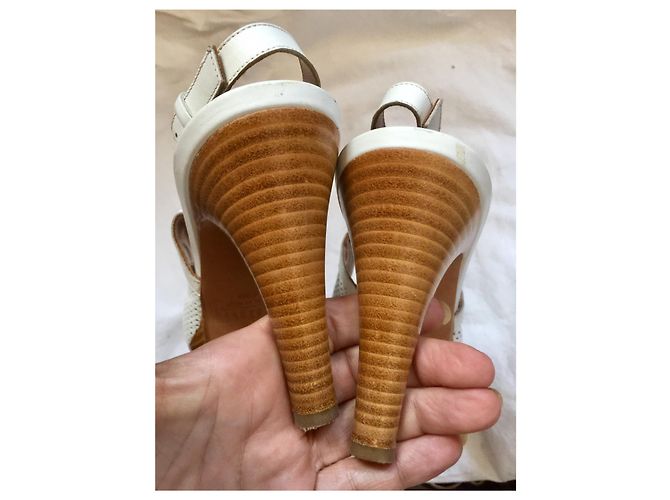 Fratelli Rosseti Slingback in pelle traforata Bianco - vista 5