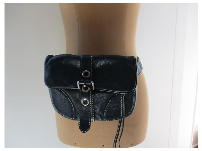 Marc by Marc Jacobs Marsupio in pelle blu scuro. Blu navy - vista 2