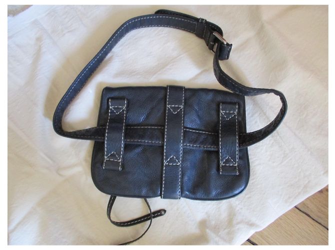 Marc by Marc Jacobs Marsupio in pelle blu scuro. Blu navy - vista 4