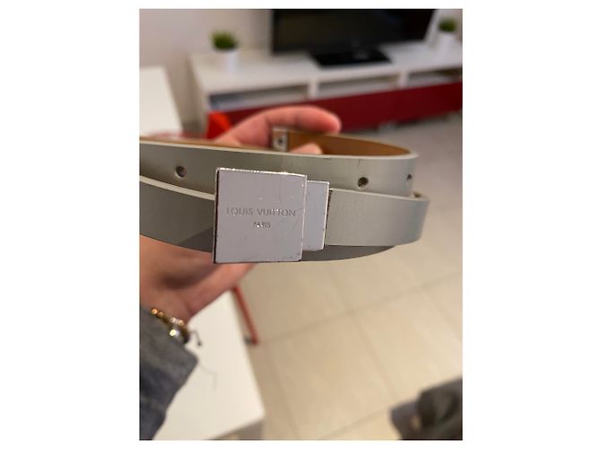 Louis Vuitton Gürtel Lackleder Perlgrau 95 cm - Ansicht 6