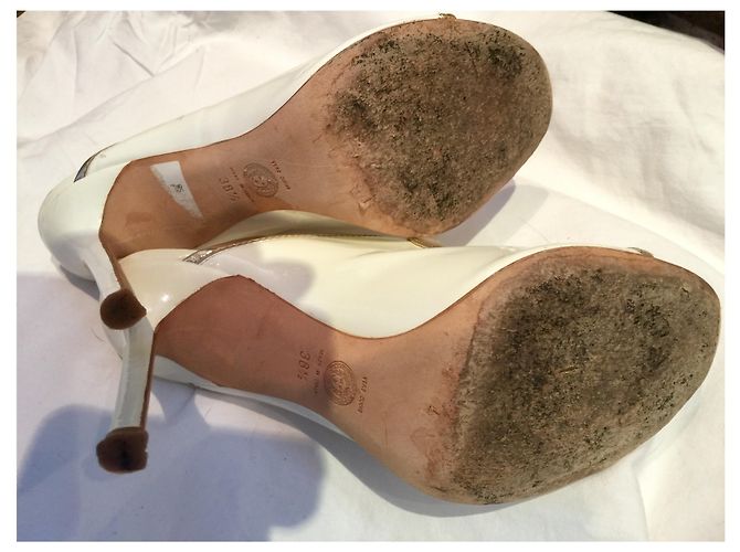 Sabot Versace con tacco in vernice bianca e oro Bianco D'oro - vista 6