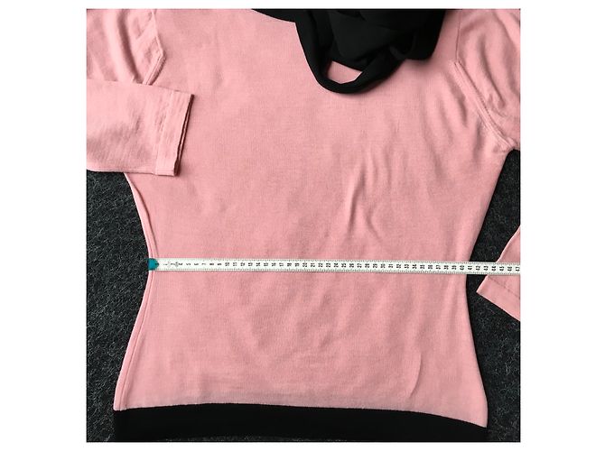 John Smedley Lavallière Wollpullover Schwarz Rosa Pink - Ansicht 16