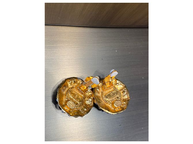 Chanel Perlen Ohrclips Beige und Gold Golden - Ansicht 3