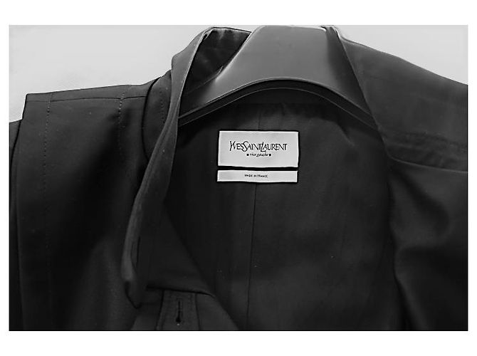 Chaqueta de lana negra Yves Saint Laurent con cinturón Negro - vista 2