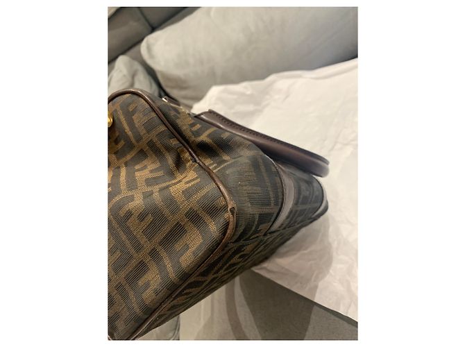 Caixa Fendi Marrom e Preta de Couro e Algodão Preto - vista 10