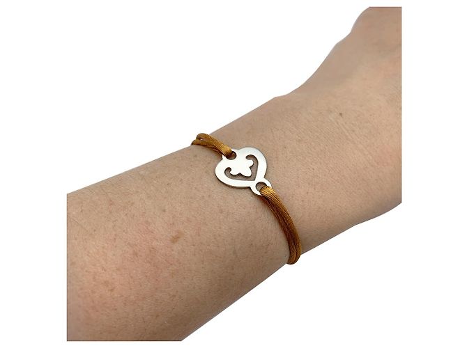 O.J. Perrin Bracciale O.J.Perrin, "Heart Legends", oro bianco su cordino. - vista 6