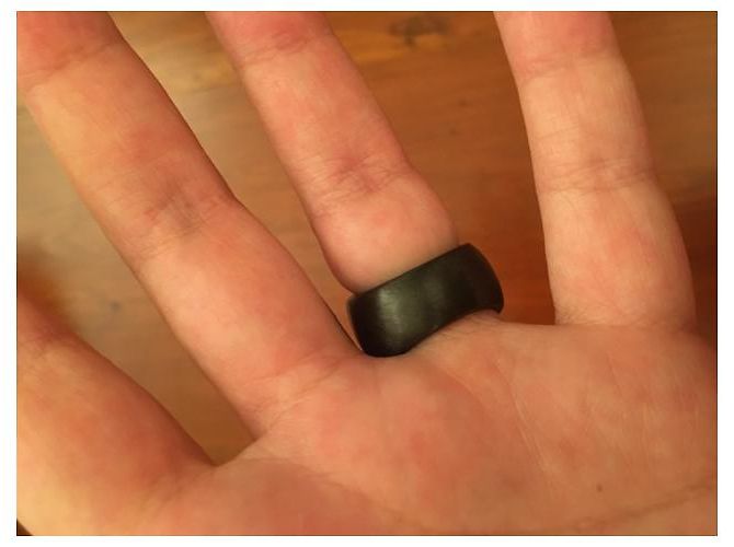 Autre Marque Breil Ring aus anthrazitfarbenem Satinstahl und schwarzem Achat Größe 54 - Ansicht 3