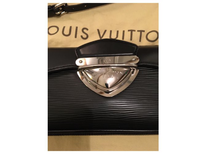 Louis Vuitton Montaigne Nero - vista 4