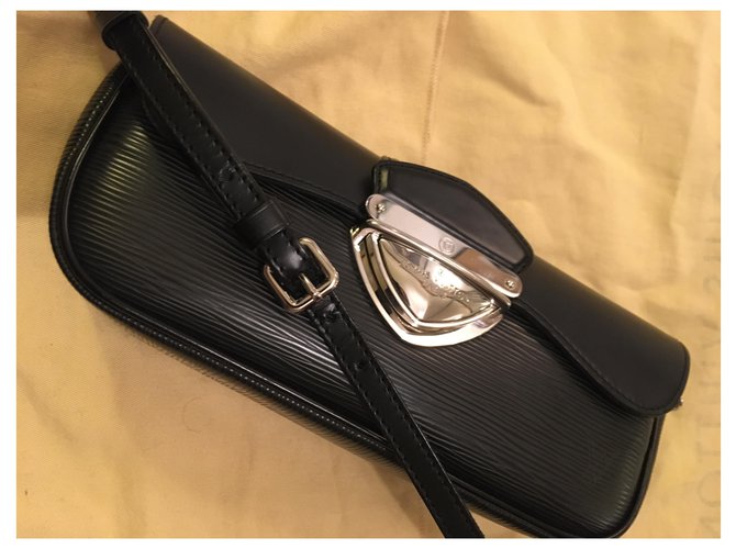 Louis Vuitton Montaigne Nero - vista 5