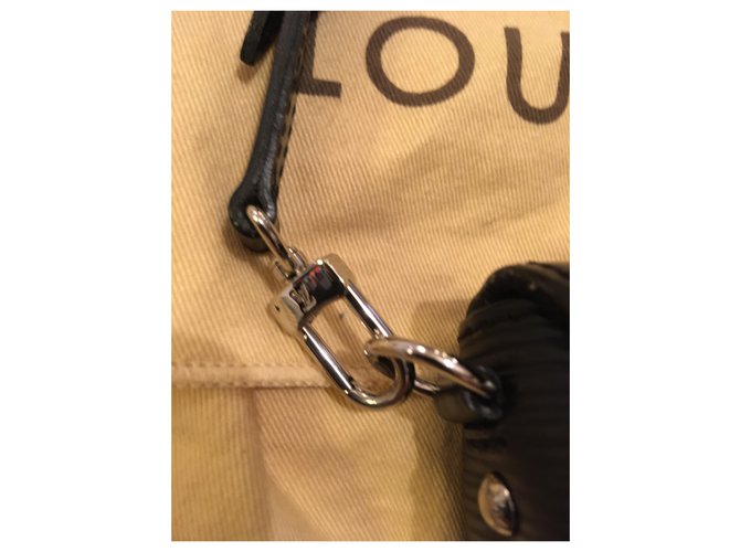 Louis Vuitton Montaigne Nero - vista 6