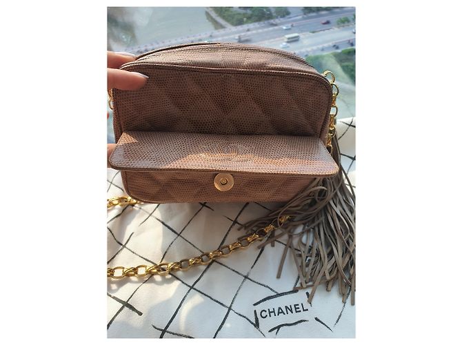 Borsa Chanel Camera in pelle di lucertola sabbia - vista 2
