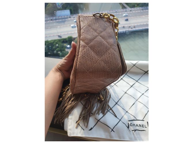 Borsa Chanel Camera in pelle di lucertola sabbia - vista 3