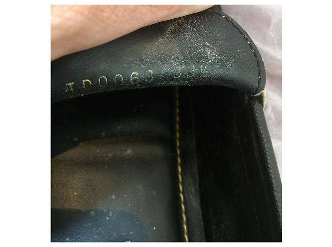 Mocassini Monte Carlo con borchie Louis Vuitton Nero Gold hardware - vista 3