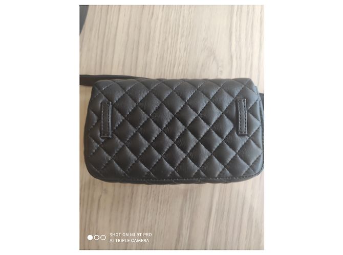 Trendy CC Borsa a banana Chanel Uniform Nero Argento - vista 3