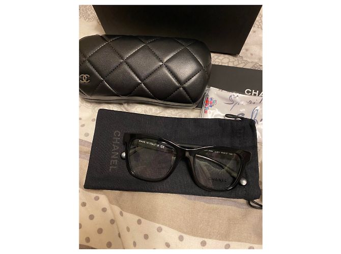 Chanel Sonnenbrille Square Bezel Schwarz - Ansicht 2