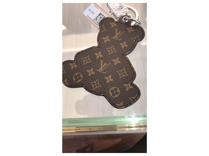 Louis Vuitton Portachiavi LV Teddy bagcharm - vista 4