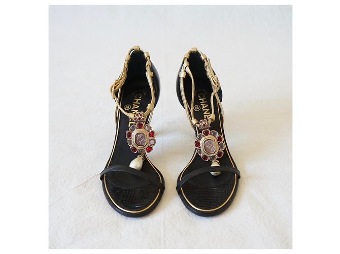 Chanel Sandalen Schwarz Golden - Ansicht 4