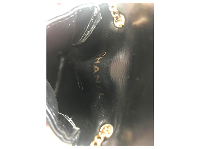 Chanel Collana con Pochette in Raso Nero Mini CC - vista 9