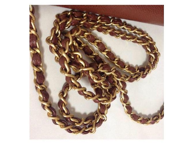 Wallet On Chain Pochette Chanel in pelle caviar marrone con catena dorata - vista 13