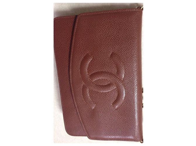 Wallet On Chain Pochette Chanel in pelle caviar marrone con catena dorata - vista 2