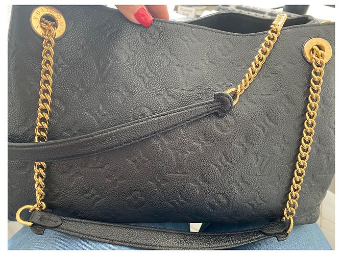 Louis Vuitton SURENNE MM black bag - view 12
