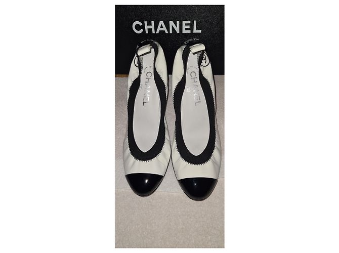 Chanel Pompe dello spirito Nero Bianco - vista 12