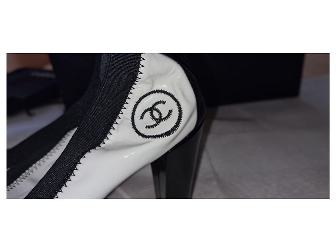 Chanel Pompe dello spirito Nero Bianco - vista 13
