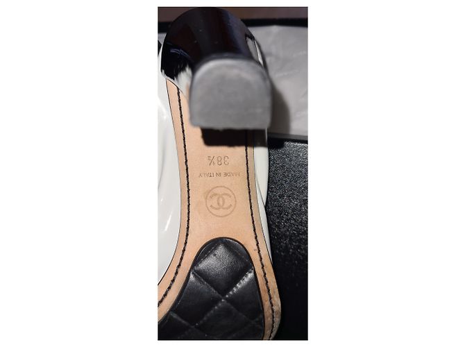 Chanel Pompe dello spirito Nero Bianco - vista 5