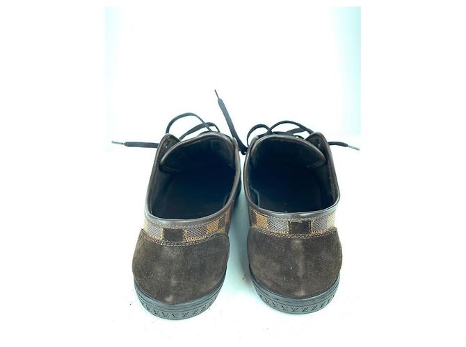 Louis Vuitton Classic Low Sneaker Men’s 9.5 is - view 4