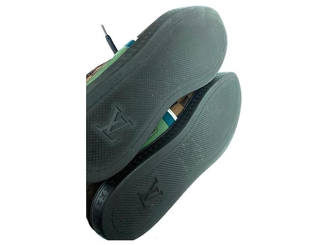 Louis Vuitton Classic Low Sneaker Men’s 9.5 is - view 8