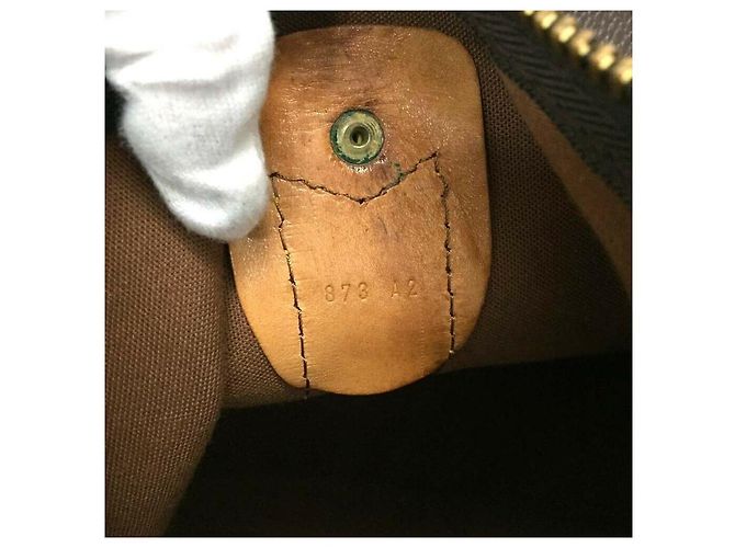 Louis Vuitton Sac Polochon Monogram Boston con cinturino Extra Large Bandouliere Marrone - vista 3