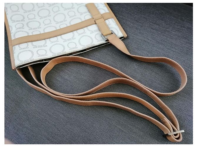 Borsa a tracolla Salvatore Ferragamo in pelle bianca Bianco - vista 5