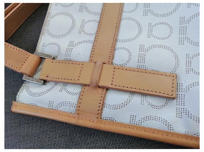 Borsa a tracolla Salvatore Ferragamo in pelle bianca Bianco - vista 8