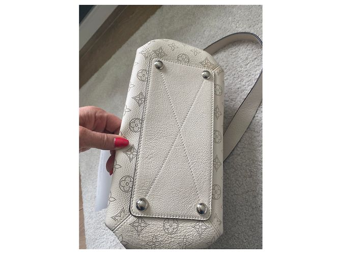 Louis Vuitton Babylon Tasche Beige Leder - Ansicht 4