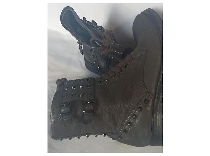 Botines Ash de piel envejecida caqui - vista 2