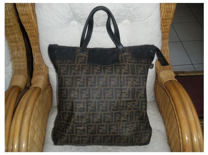 Borsa tote XXL Fendi in tela - vista 3