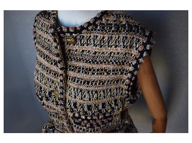 Chanel Tweed Weste Jacke mit Gürtel Mehrfarben - Ansicht 17