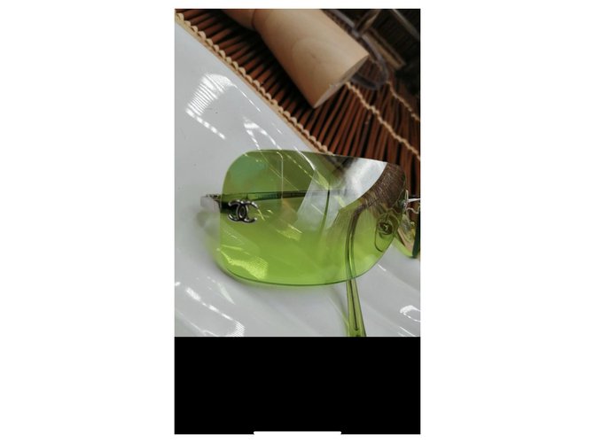 Chanel Sonnenbrille Grün - Ansicht 2