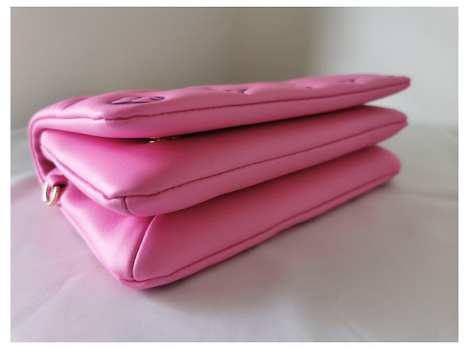 Louis Vuitton LV Pochette Coussin Pink - Ansicht 10