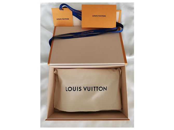 Louis Vuitton LV Pochette Coussin Pink - Ansicht 5
