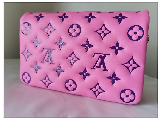 Louis Vuitton LV Pochette Coussin Pink - Ansicht 8